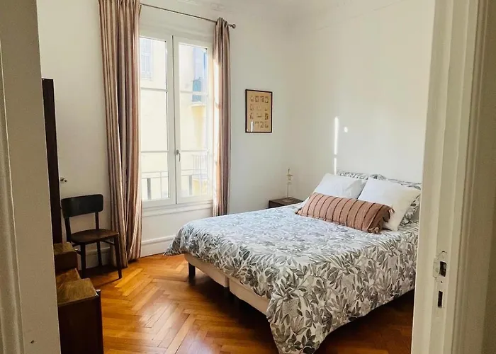 2p De Charme Proche Gare Et Hyper Centre *