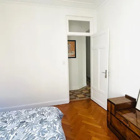 2p De Charme Proche Gare Et Hyper Centre Appartement Nice