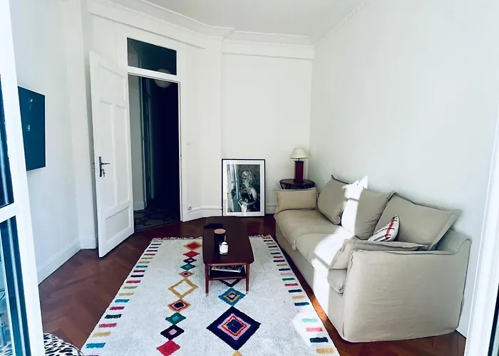 Appartement 2p De Charme Proche Gare Et Hyper Centre *