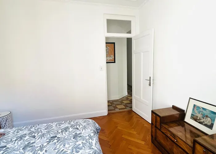 2p De Charme Proche Gare Et Hyper Centre Appartement Nice